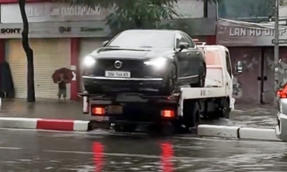 Mức phạt ô tô đi qua dải phân cách