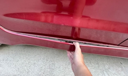 Xử lý thế nào với gầm xe Hyundai Elantra bị hở sườn thế này?