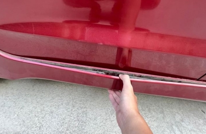 Xử lý thế nào với gầm xe Hyundai Elantra bị hở sườn thế này?