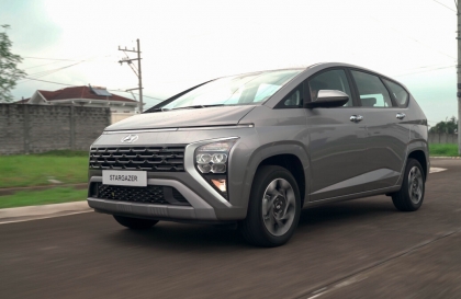 Khung gầm Hyundai Stargazer bị thế này có phải lỗi không?