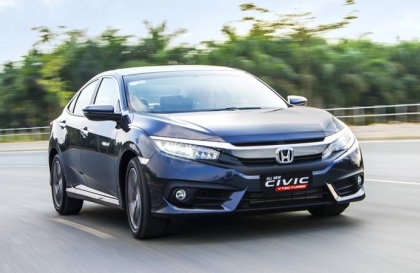 Có nên lắp cảnh báo điểm mù cho Honda Civic?
