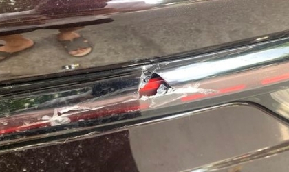 Vỡ dải đèn sau VinFast Lux SA thay mất bao nhiêu ạ?