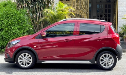 Xe Fadil bị giật khi nhả chân ga là bị sao?