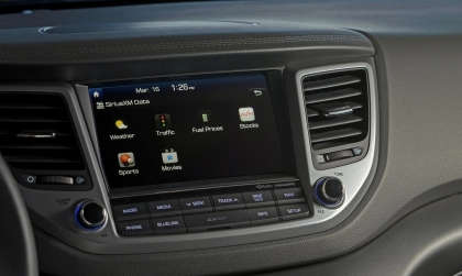 Hyundai Tucson tắt máy nhưng màn không tắt thì xử lý thế nào?