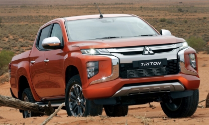 Bảng giá xe Mitsubishi tháng 1: Mitsubishi Triton được hỗ trợ 50% lệ phí trước bạ