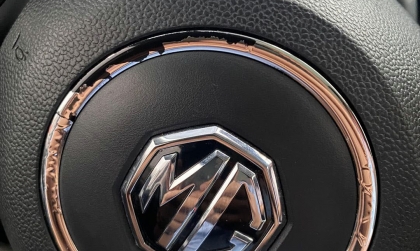 MG ZS bị bong sơn vô lăng