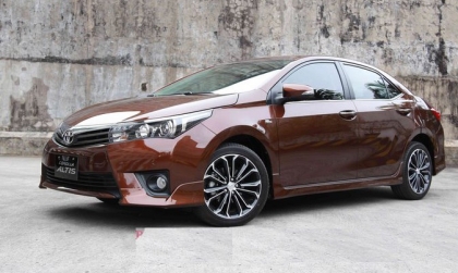 Toyota Altis bị kêu ở bánh trước do đâu?