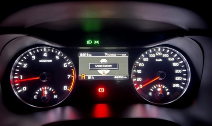 Ford Ranger báo lỗi khi về số lùi là bị sao?