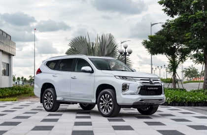 Bảng giá xe Mitsubishi tháng 11: Mitsubishi Pajero Sport ưu đãi 100% lệ phí trước bạ