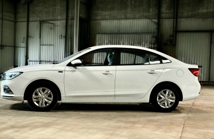 MG5 nóng máy bị hỗn côn và kêu to là sao?