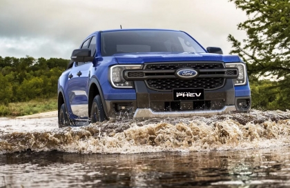 Ford Ranger tiếp tục đánh bại Toyota Hilux, dẫn đầu doanh số tại Úc trong năm 2025