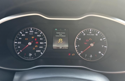 Xin chỉ giáo xe MG ZS báo lỗi trên đồng hồ ạ?