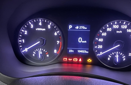 Mấy đèn cảnh báo Hyundai Accent hiện thế này là sao?