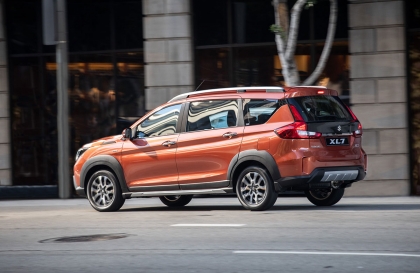 Suzuki XL7 chạy trớn bị hú là sao anh em nhỉ?
