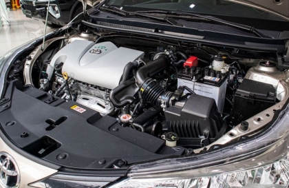Toyota Vios bị bệnh gì mà rung máy với có tiếng kêu sau pô thế ạ?