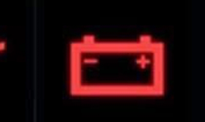 Mazda3 mới thay ắc quy mấy tháng mà đã hỏng rồi sao ạ?