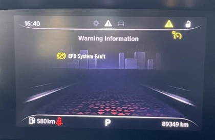 Xin chỉ giáo của các bác về lỗi trên đồng hồ của MG ZS