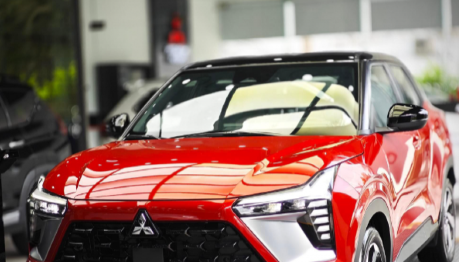 Xe Mitsubishi Xforce mới bị hết nước rửa kính có phải hao quá không?