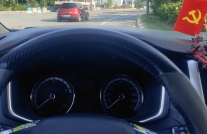 Mitsubishi Xpander nhấp nháy đèn báo động cơ thì phải kiểm tra gì?