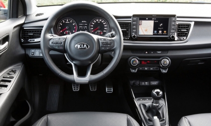 Xe Kia Rio đi thế này có phải tốn xăng quá không?