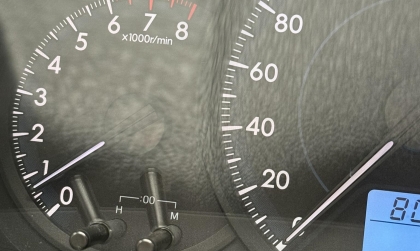 Vios đi thế này có phải tua máy thấp quá không?