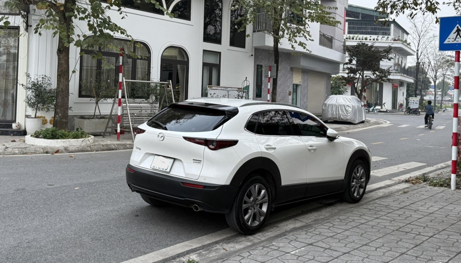 Xin cách xử lý lỗi gương điện của Mazda CX-30