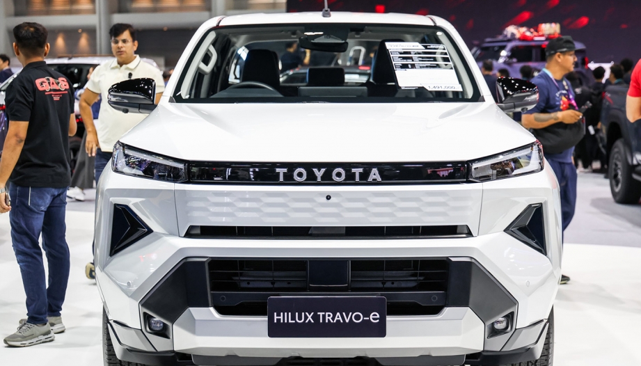 Triển lãm ô tô Bangkok 2026: Toyota Hilux thuần điện chính thức ra mắt, khởi điểm tương đương 1,2 tỷ đồng