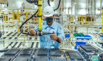 Xu hướng xe điện phát triển, nhìn về tương lai môi trường (P.2): Các hãng xe tại Việt Nam đang giải bài toán tái chế pin điện như thế nào?