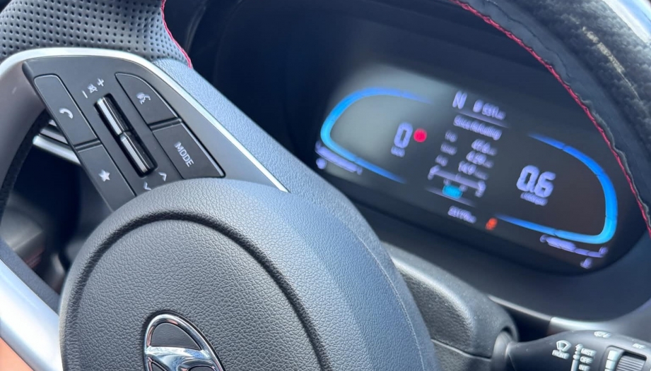 Các bác chỉ giáo giúp lỗi Hyundai Stargazer khi khởi động