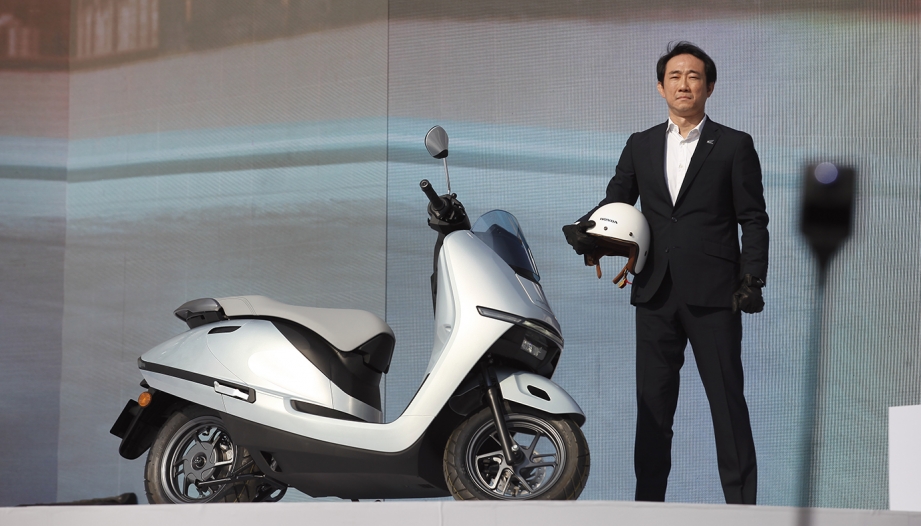 Thế giới 2 bánh: Honda UC3 chính thức mở bán, khởi điểm từ 78 triệu đồng, nhưng ưu đãi giảm tới 25%