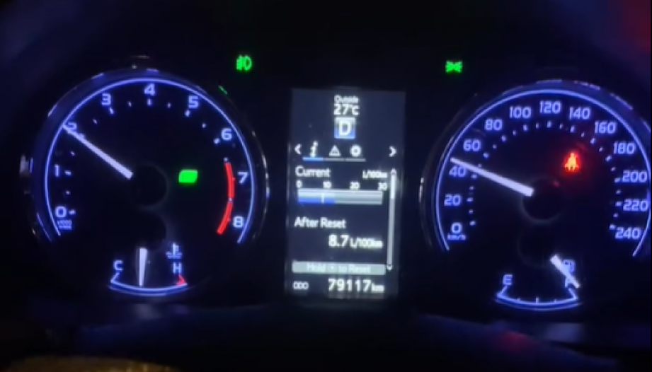 Toyota Altis có tiếng ù ù vọng vào khoang lái do nguyên nhân gì?