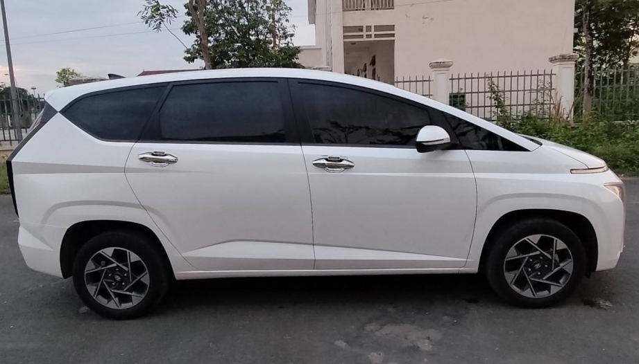 Hyundai Stargazer bị lỗi gương điện thì phải xử lý sao?