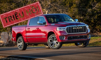 Hơn 1,5 triệu xe bán tải RAM 1500 phải triệu hồi trên toàn cầu do lỗi dây an toàn
